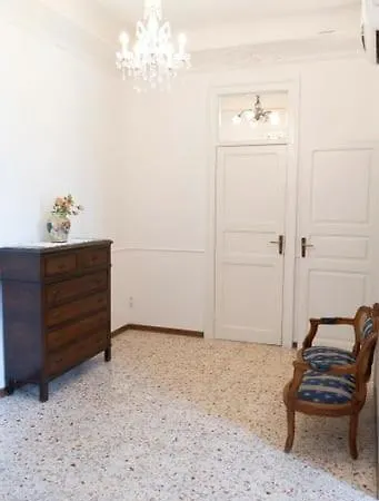 Guest house In Liberty