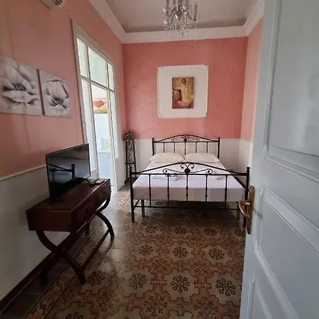 Guest house In Liberty *